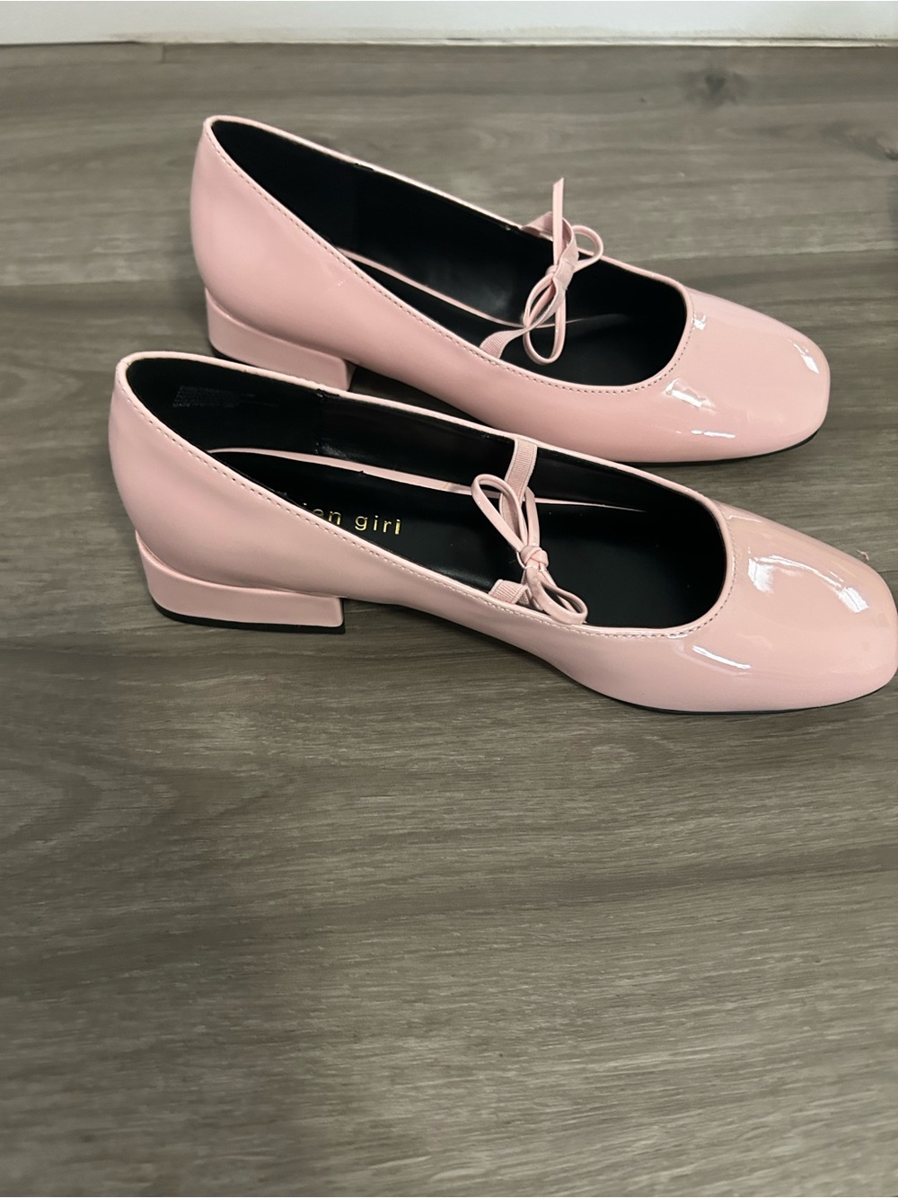 Madden Girl Pink Patent Ballet Flats,Like New , size 8 - Picture 2 of 4